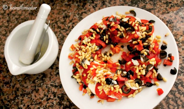 tómat-olífu-salat1